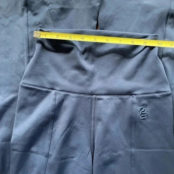 PE Nation full force flare legging - Picture 11 of 16